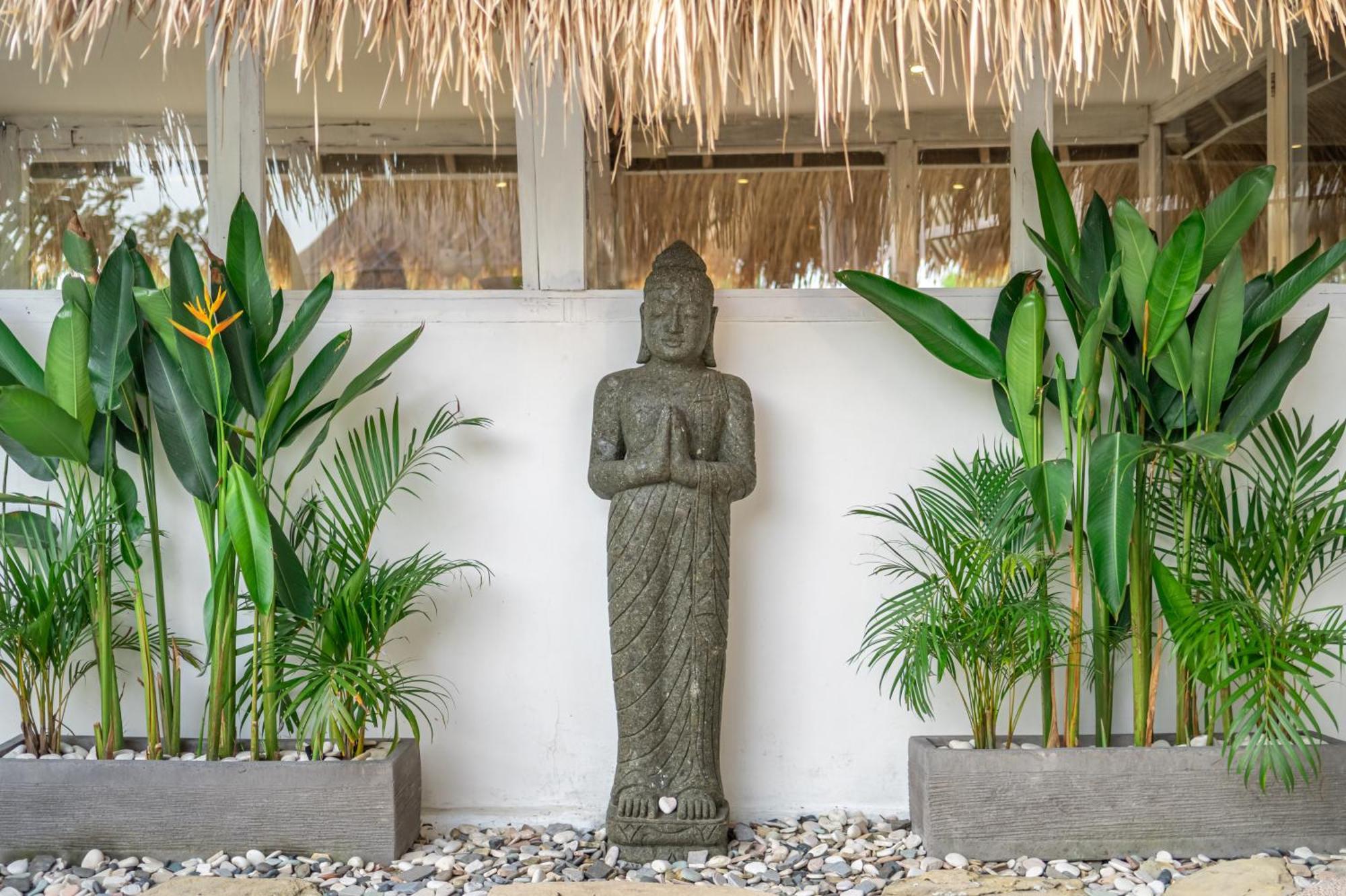 Balangan Beach Villa Idaman Bungalows Джимбаран Экстерьер фото